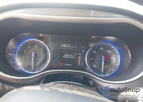 2020 Chrysler Pacifica Touring L z USA, uszkodzony, nr VIN 2C4RC1BG4LR115323